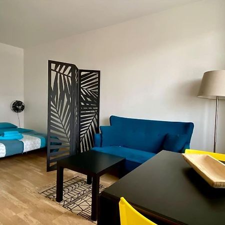 Beau Studio Cosy Et Calme - Face A La Gare De Rosny-Sous-Bois - 20Mn De Paris Et Disneyland Buitenkant foto