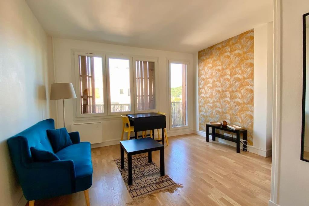 Beau Studio Cosy Et Calme - Face A La Gare De Rosny-Sous-Bois - 20Mn De Paris Et Disneyland Buitenkant foto